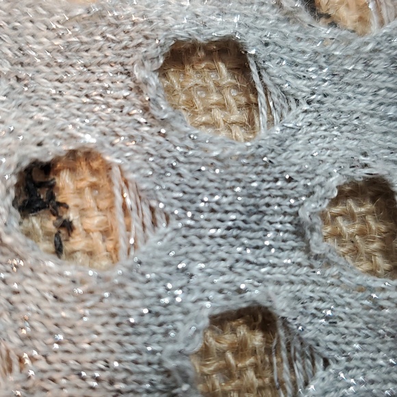 Rock & Republic Metallic Silver/Gray Asymmetrical Sweater Size M - Picture 5 of 7